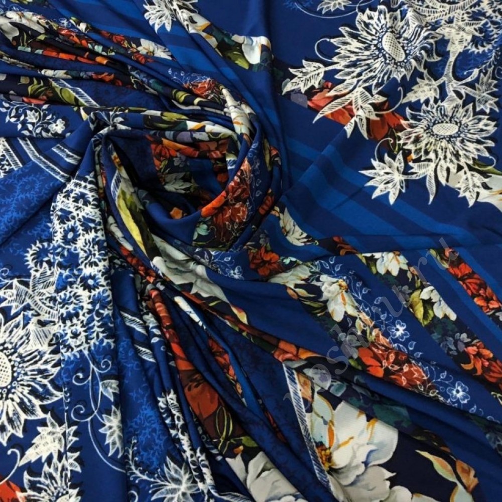 Холодная вискоза купонная синяя с полосами и цветами