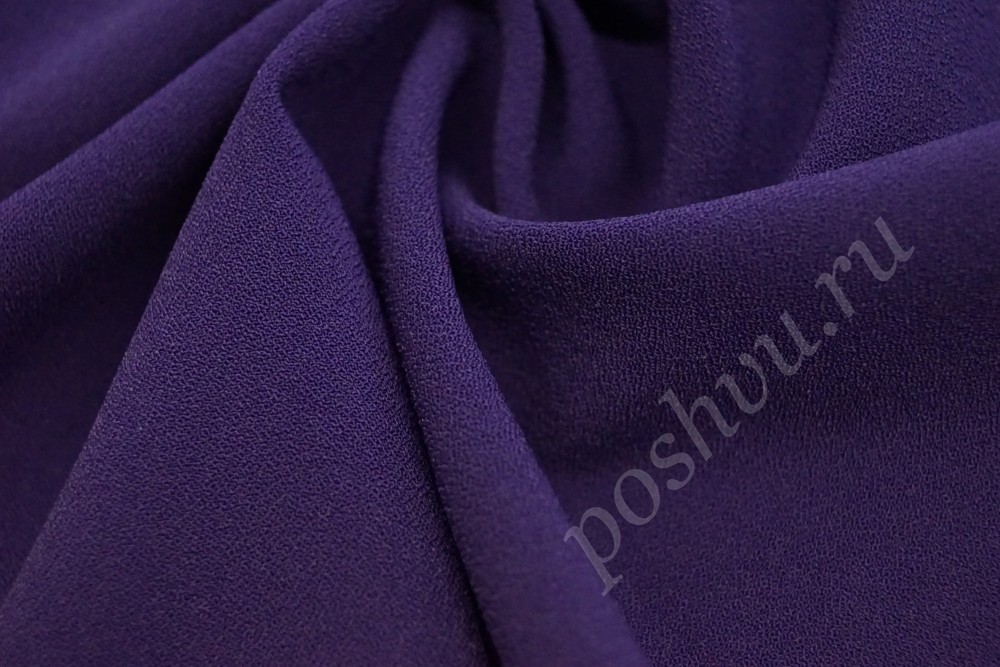 Ткань креп темно-фиолетового оттенка