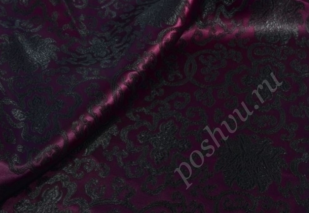 Китайский шёлк пурпурного цвета с принтом