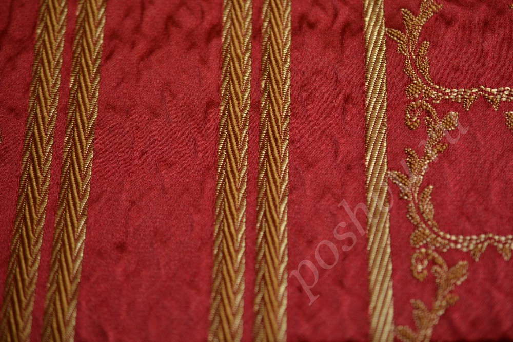 Ткань для штор жаккард темно-красного цвета в узор палевого оттенка
