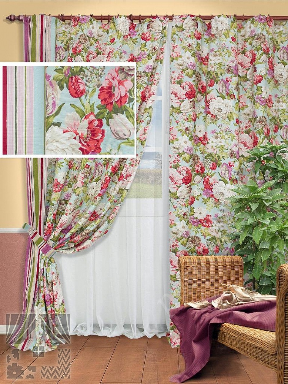Яркий комплект штор с цветочным принтом и тюлем-компаньоном