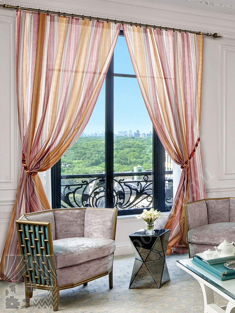 Стильный комплект готовых штор в разноцветную вертикальную полоску для гостиной или кабинета