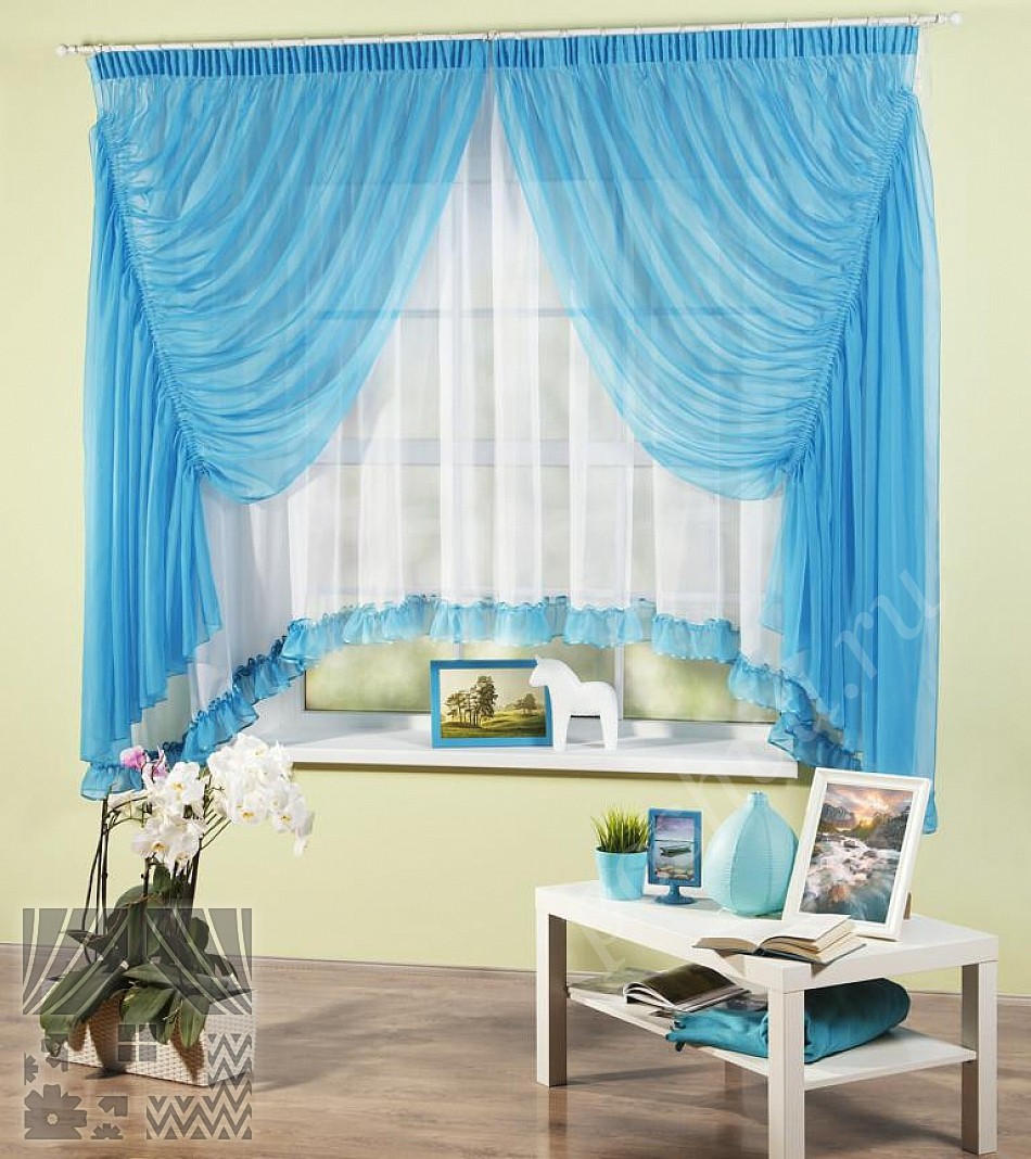 Утончённый голубой комплект готовых штор с вуалевой аркой в итальянском стиле для гостиной или столовой