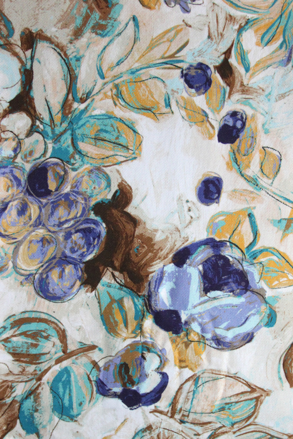 Портьерная ткань рогожка ADAM BC синие цветы с виноградом в стиле акварельной графики