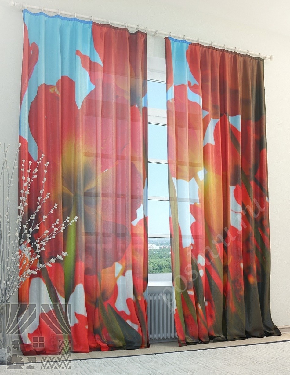 Яркий тюль с изображением тюльпанов для гостиной или спальни