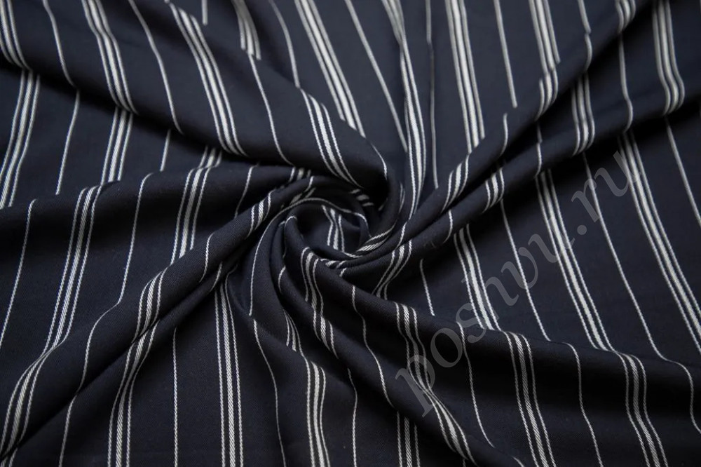 Плательная ткань темно-синего цвета в белую полоску (190г/м2)