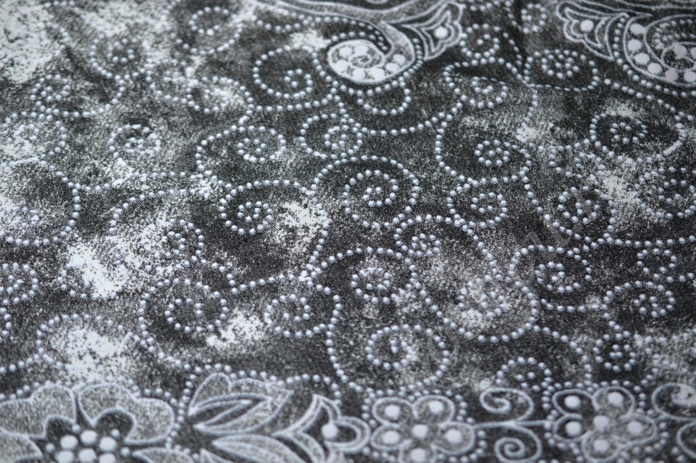 Ткань трикотаж черно-белого цвета в флористический узор