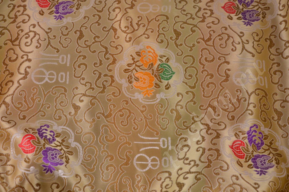 Ткань золотистый китайский шёлк с разноцветным  фантастическим принтом