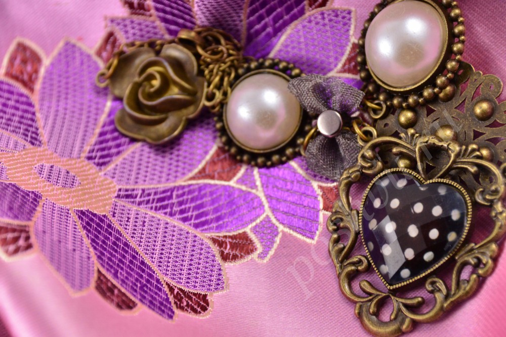 Ткань сиреневый китайский шёлк с фиолетовым цветочным принтом