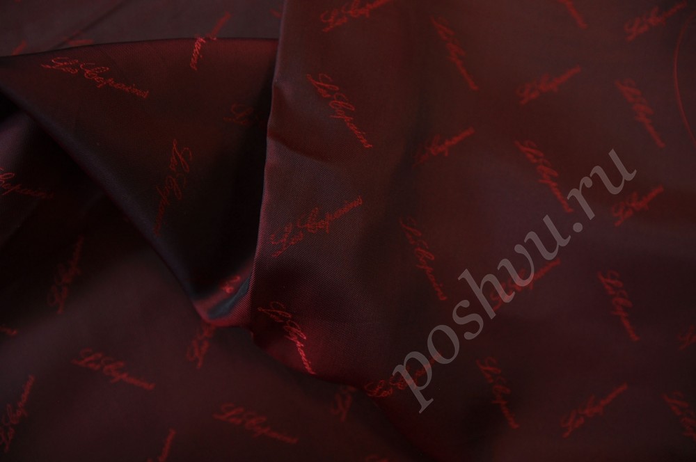 Ткань подкладочная с вискозой темно-красная с надписями