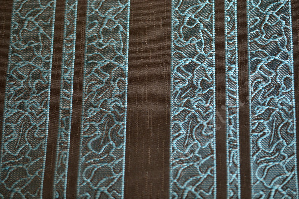 Ткань для штор жаккард темно-коричневого оттенка в синие полосы