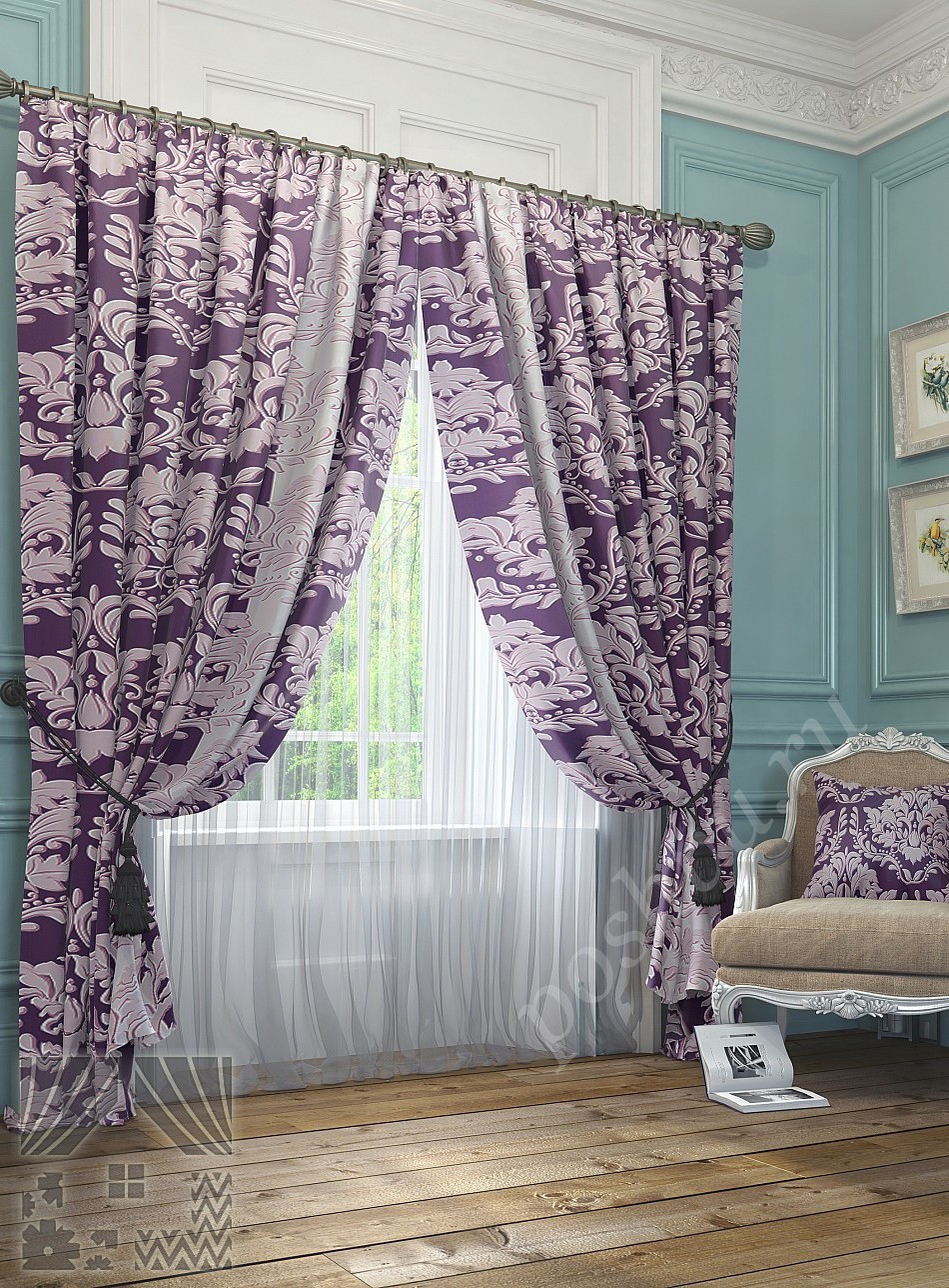 Оригинальный комплект штор фиолетового цвета с серебряными вензелями и тюлем в комплекте