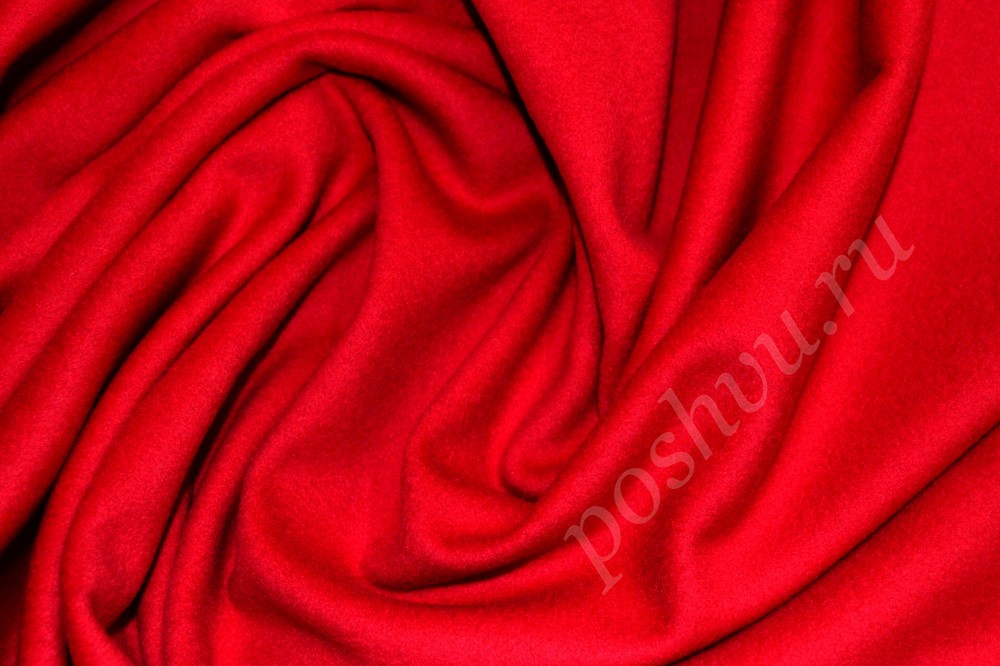Пальтовая ткань ярко-красного цвета