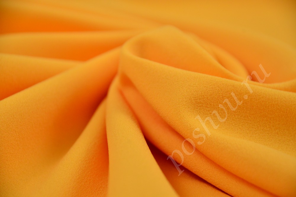 Брендовая креповая ткань из Италии классического оранжевого цвета