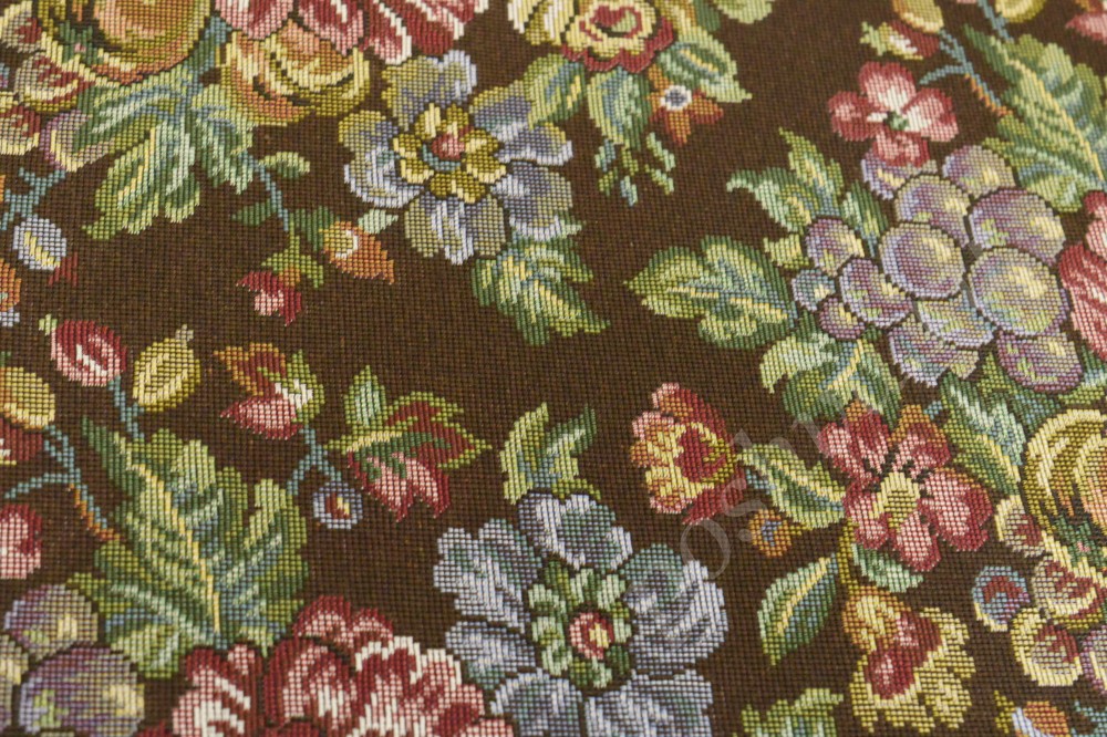 Ткань для штор гобеленкоричневого цвета с цветочным узором