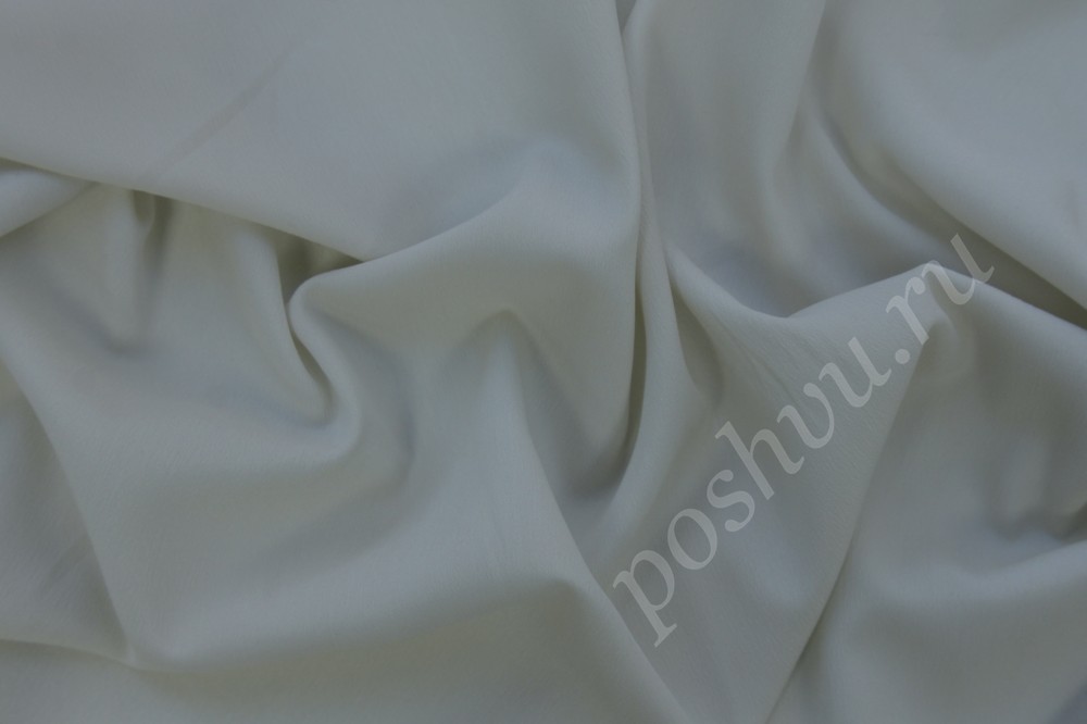 Блузочная ткань белого цвета