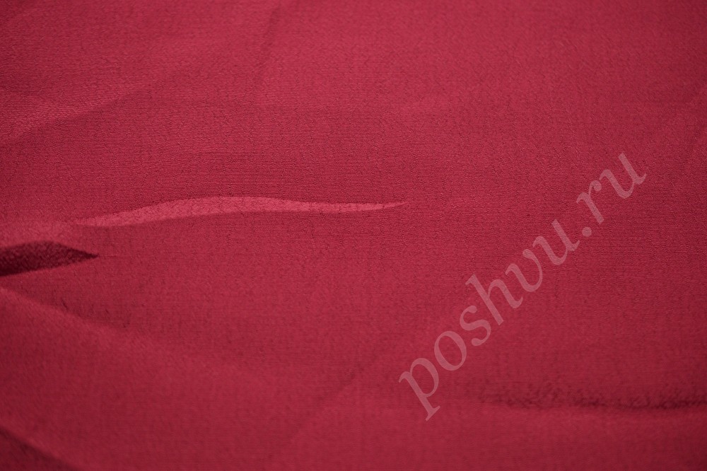Костюмная ткань амарантово-пурпурного оттенка