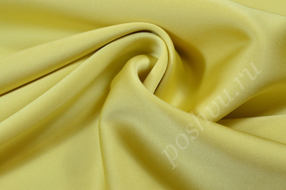 Шелковая ткань желтого цвета