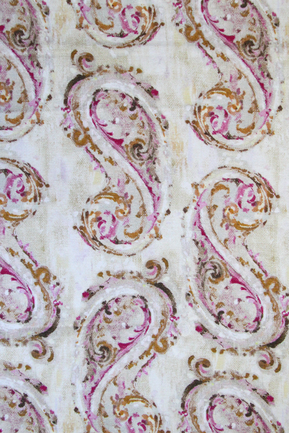 Портьерная ткань рогожка CACHEMIRE узор огурцы бежево-розового цвета (раппорт 23х45см)
