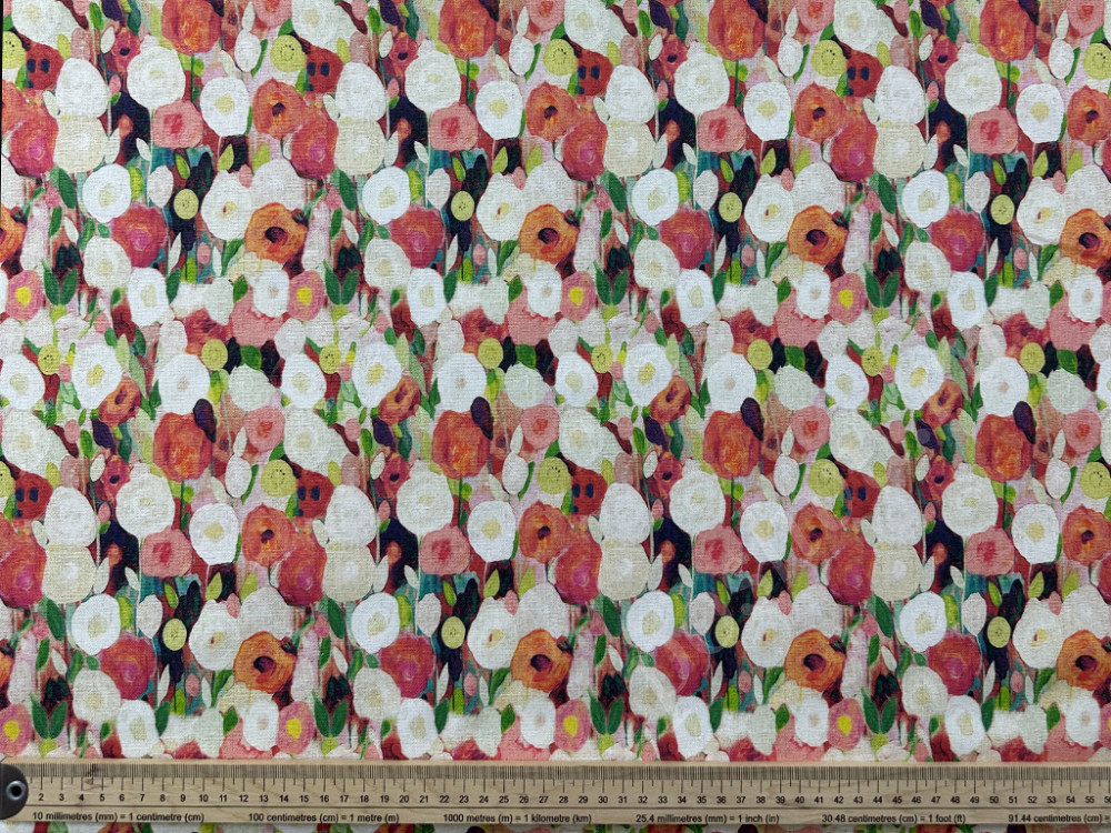 Портьерная ткань рогожка JACKIE стилизованные бежево-бело-коралловые цветы