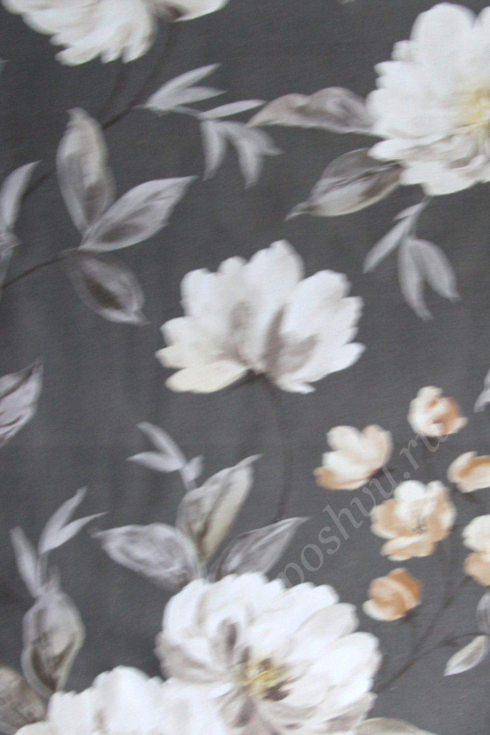 Портьерная ткань рогожка TIMELESS цветы на сером фоне в стиле акварель (раппорт 49х69см)