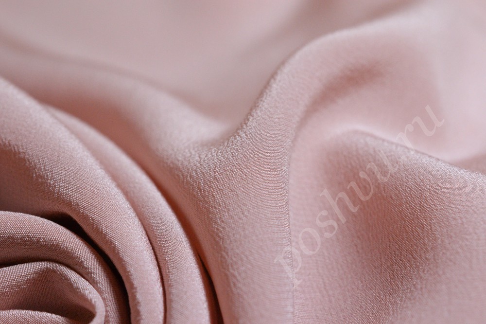 Шелковая ткань розового оттенка