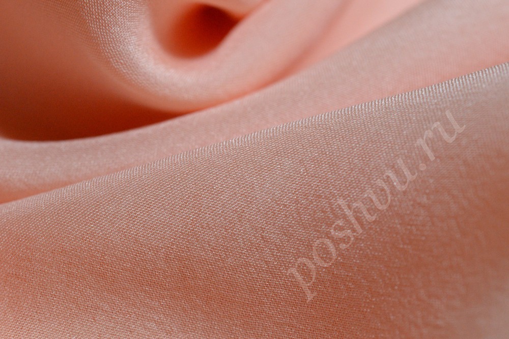 Шелковая ткань персикового оттенка