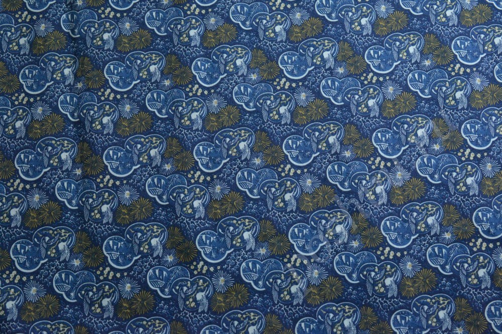 Ткань батист темно-синего цвета с узором
