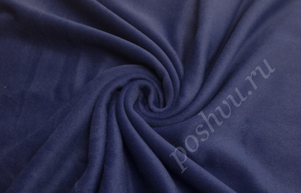 Пальтово-костюмная ткань синего цвета