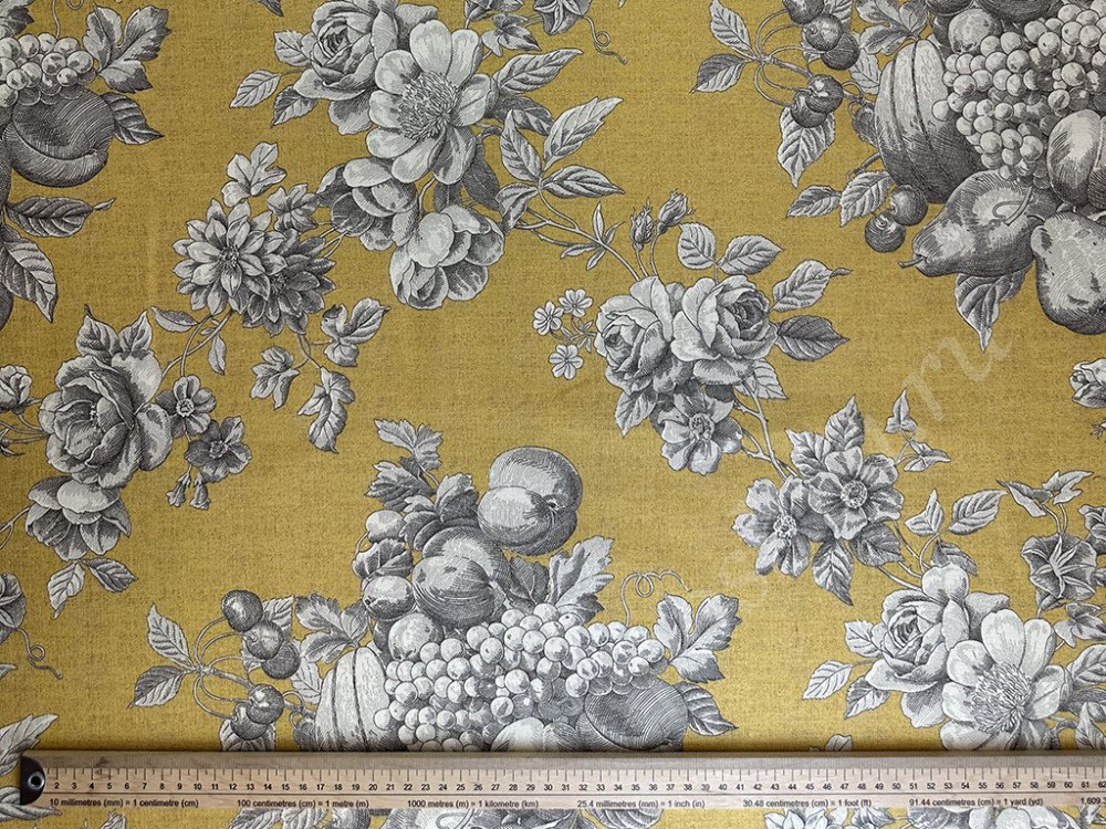 Портьерная ткань рогожка HENRIETTA цветы и фрукты на желтом фоне в английском стиле (раппорт 66х70см)