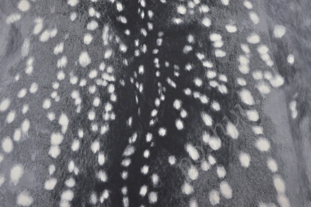 Штапельная ткань серого цвета в белую точку