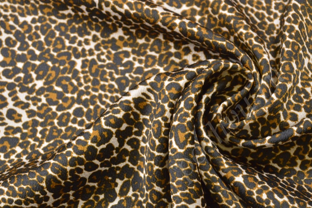 Креповая ткань с леопардовой расцветкой