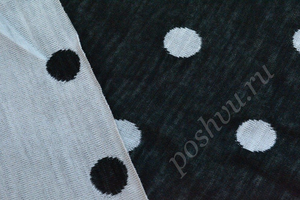 Ткань двухсторонний трикотаж бело-черного оттенка в горох