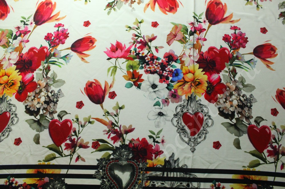 Ткань трикотаж Dolce&Gabbana белого оттенка в роскошный цветочный рисунок