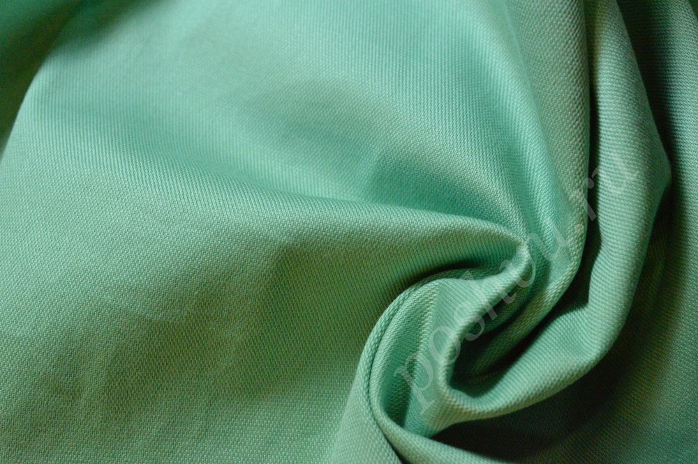 Ткань костюмная нежного светло-зеленого оттенка
