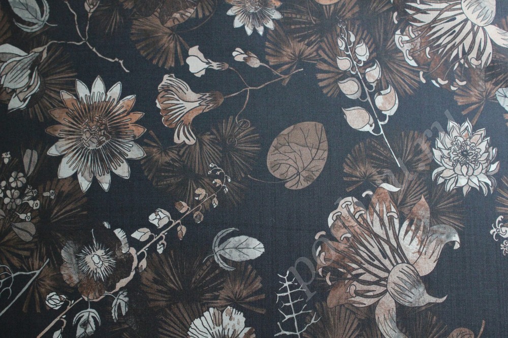 Ткань плательно-бузочная темно-серого оттенка с цветочным рисунком