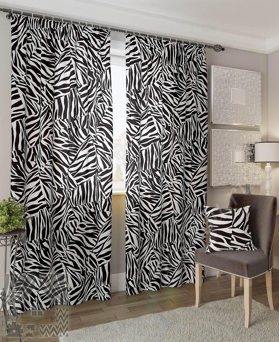 Уникальный комплект штор чёрно-белого цвета с креативным анималистическим принтом для гостиной