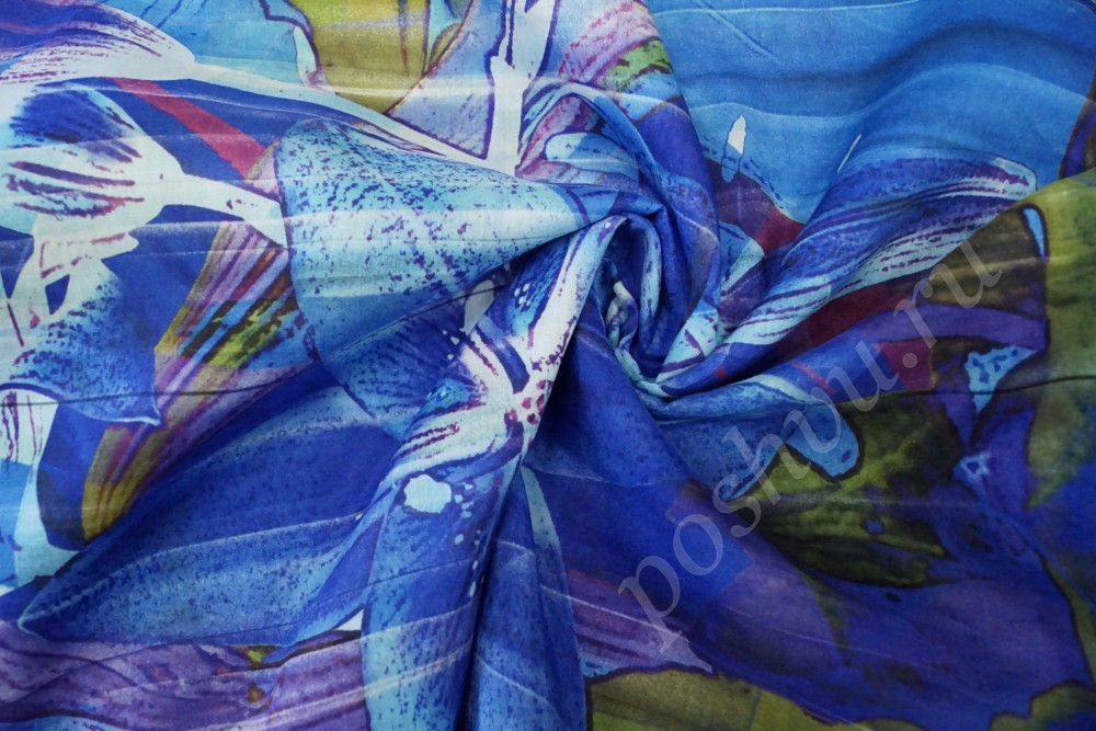 Ткань батист в синем оттенке с цветочным рисунком