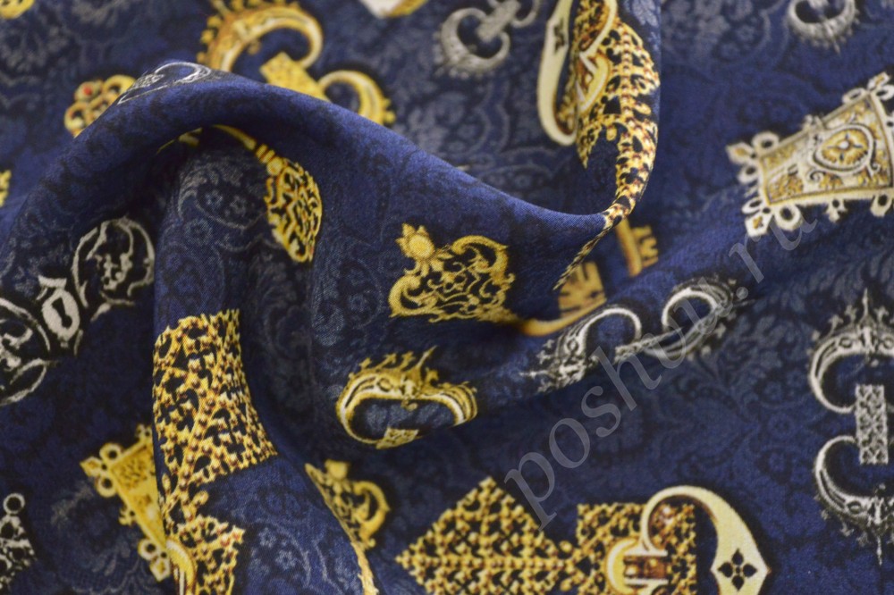 Креповая ткань тёмно-синего цвета с необычным принтом