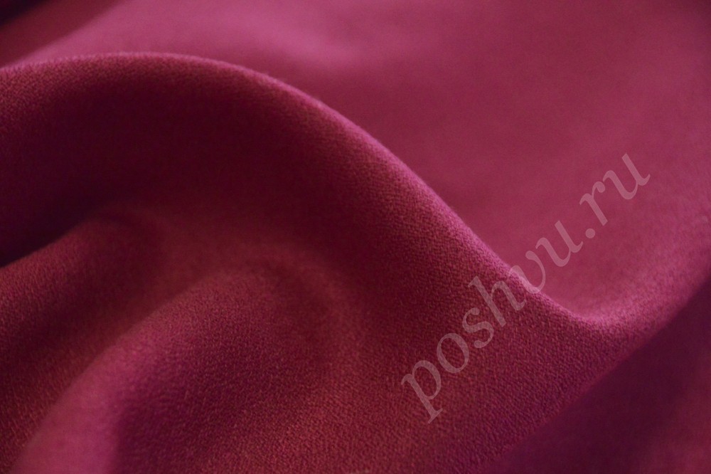 Ткань костюмная темно-розового оттенка