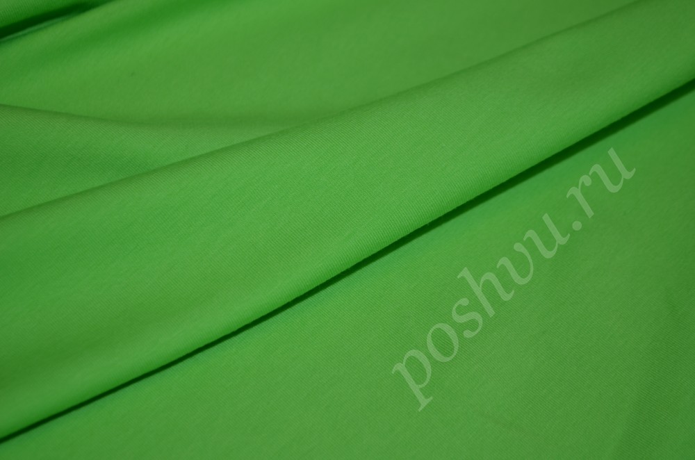 Плательно-футболочная трикотажная ткань ярко-зеленого оттенка