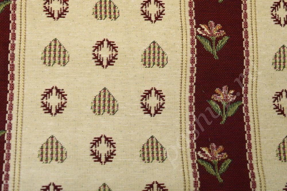 Ткань для штор гобелен бежевого цвета с бордовыми полосами и узором