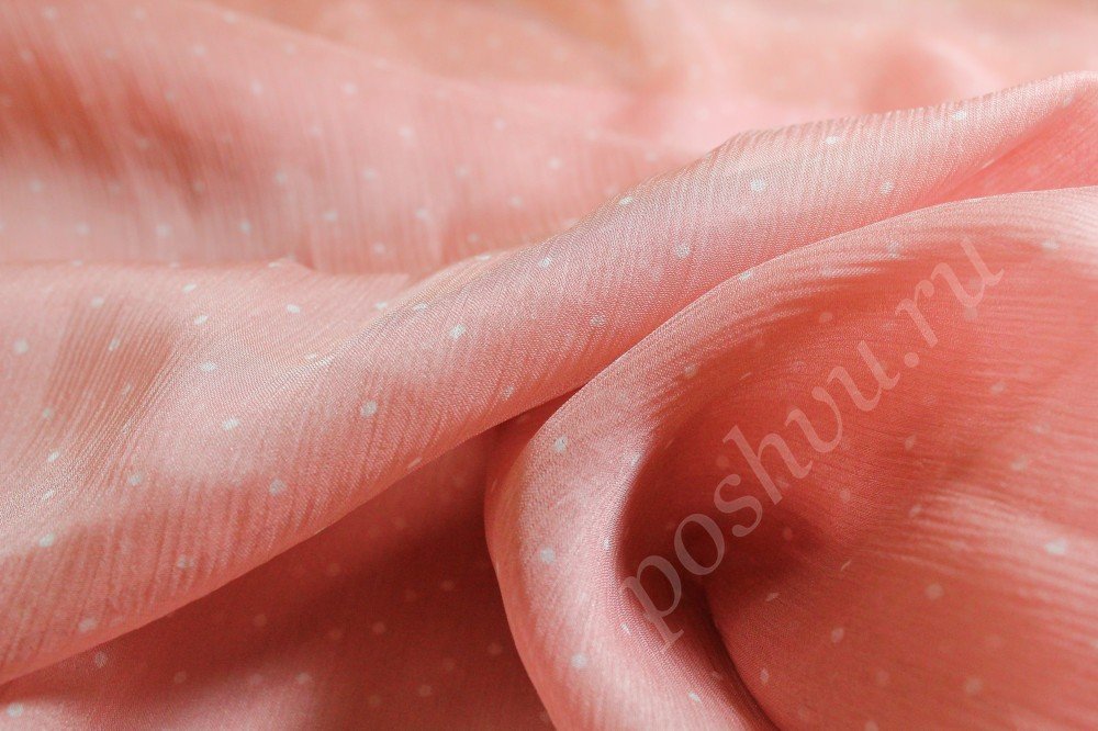 Ткань шелк нежно-розового оттенка в белый горошек