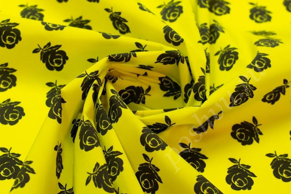 Плащевая ткань с рисунком "Розочки" на желтом фоне