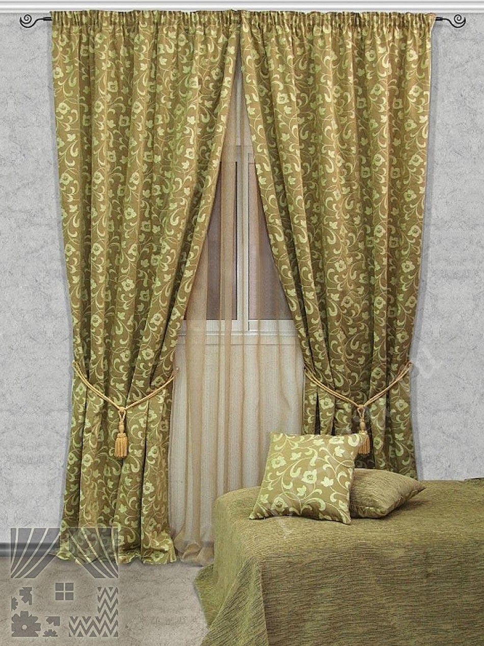 Модный комплект готовых штор в зеленых тонах с флористическим узором для гостиной или спальни