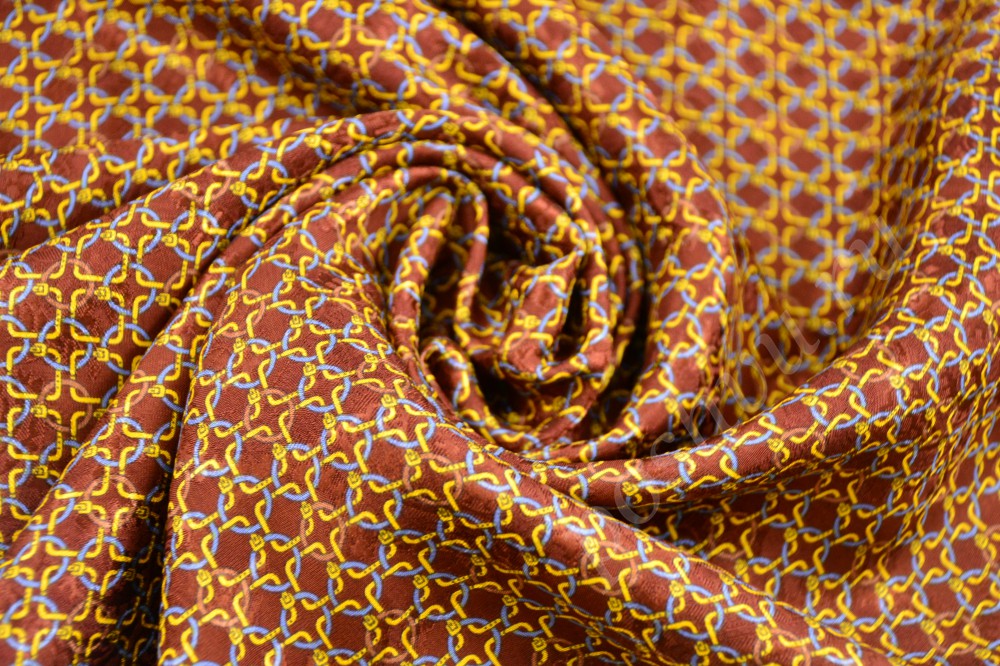 Ткань роскошный шелк темно-коричневого цвета с изысканным орнаментом