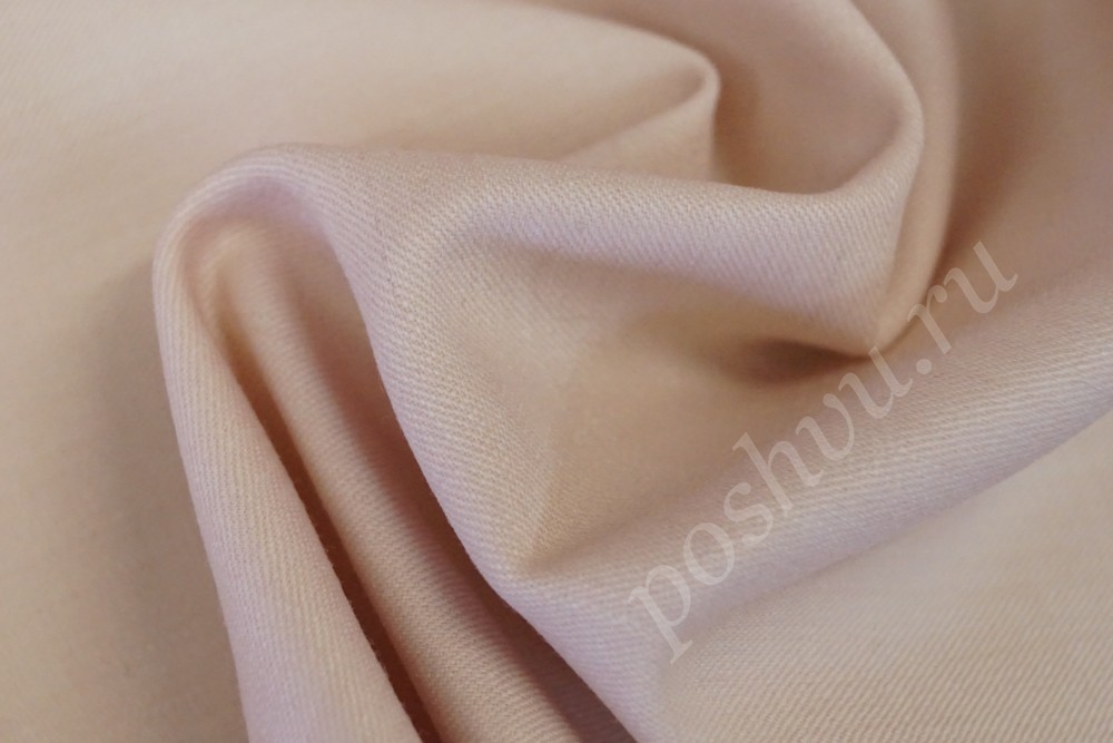 Костюмная ткань из шерсти нежно-розового цвета