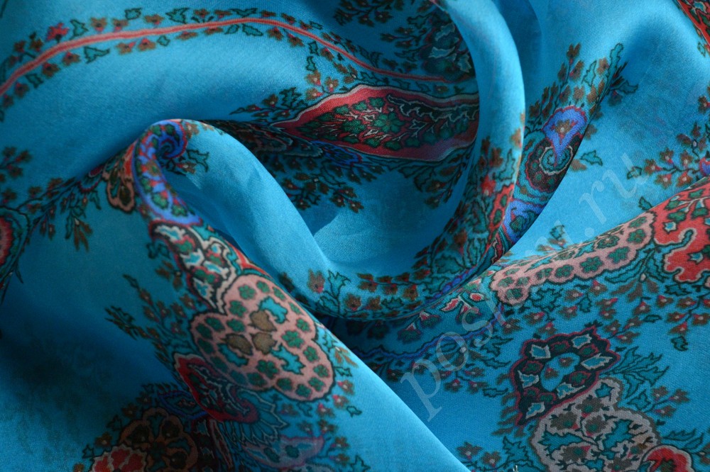 Шифоновая ткань голубого цвета с узором