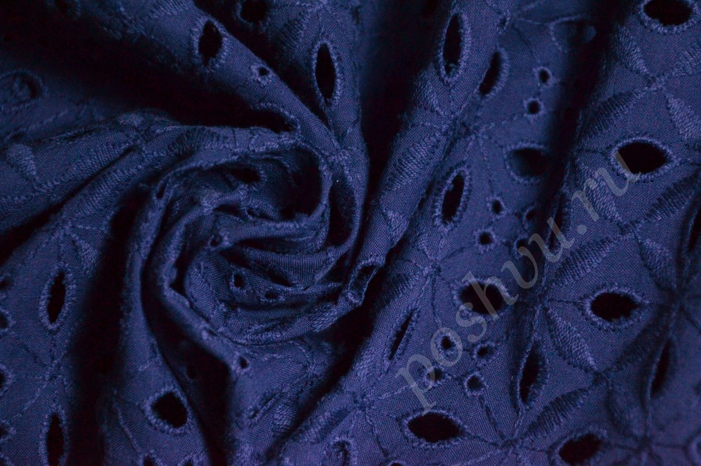 Ткань хлопок шитьё тёмно-синего цвета с ажурным узором