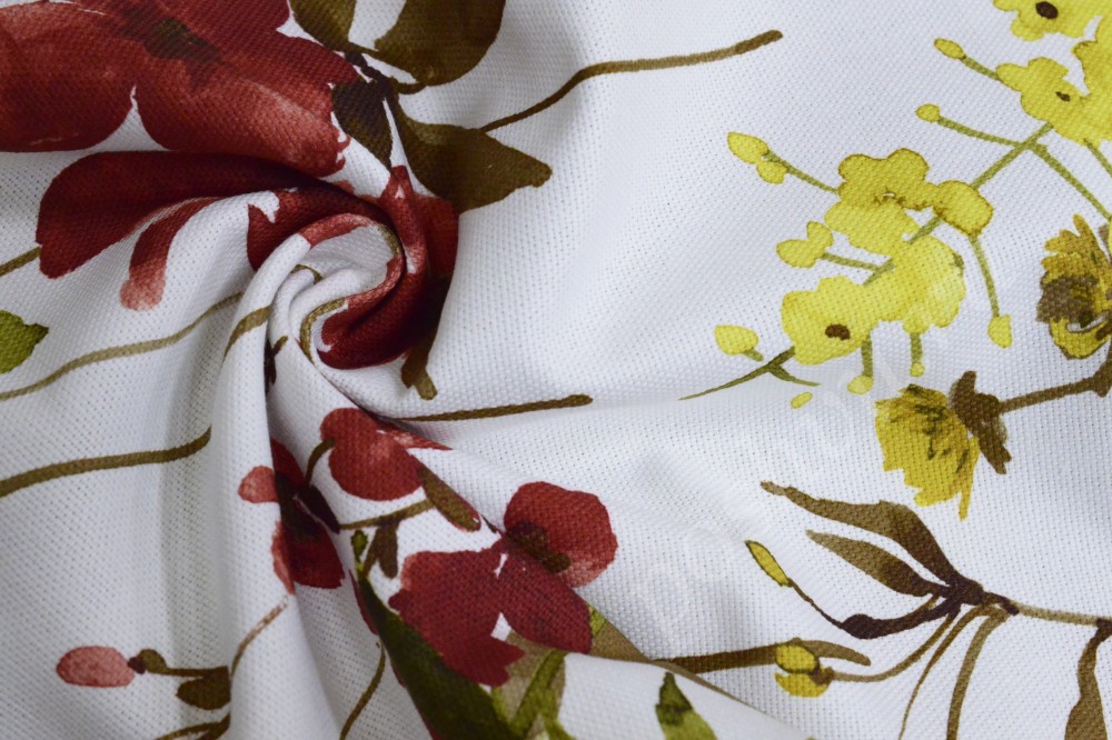 Ткань для штор портьерная белого оттенка в красивые цветы